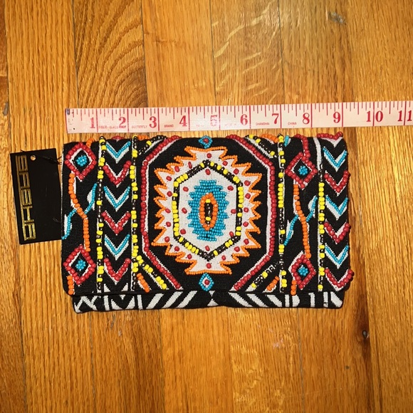 NWT Sasha Tribal Beaded Clutch - Picture 5 of 8
